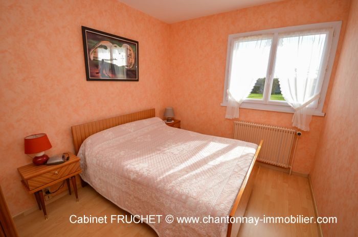 CHANTONNAY - Maison 3-4 chambres + bureau avec un beau terra à vendre CHANTONNAY au prix de 179350 euros