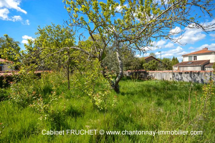 MAISON à vendre sur SAINTE-HERMINE avec 5 pièces