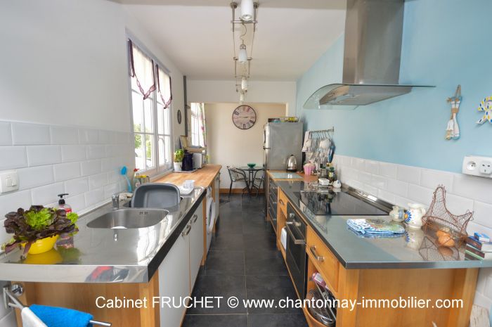 MAISON à vendre sur CHANTONNAY avec 6 pièces