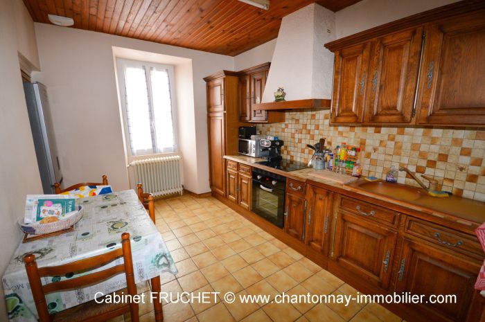 MAISON achat vente CHANTONNAY M6482