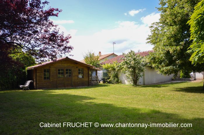 EXCLUSIVITE ! CHANTONNAY - Agr?able maison de plain-pied au  à vendre CHANTONNAY au prix de 168800 euros