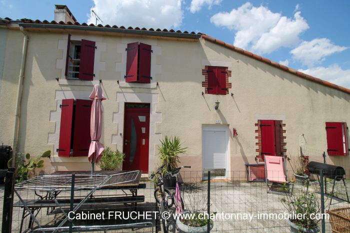 MAISON à vendre CHAVAGNES-LES-REDOUX 