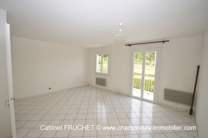 MAISON achat vente CHANTONNAY M6508