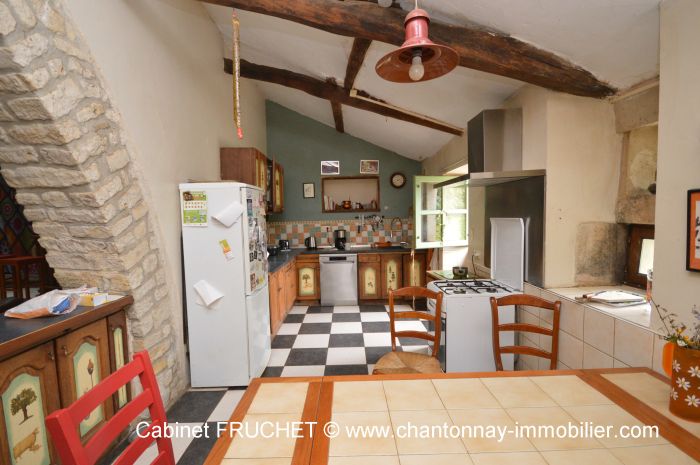 MAISON achat vente CHANTONNAY M6510