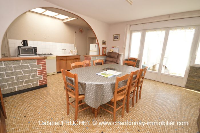 A vendre MAISON sur secteur MOUILLERON-EN-PAREDS avec 105 m² de surface habitable