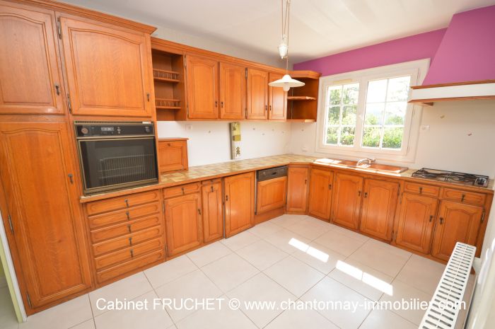 MAISON à vendre sur CHANTONNAY avec 5 pièces