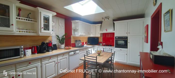 A vendre MAISON sur secteur CHANTONNAY avec 136 m² de surface habitable