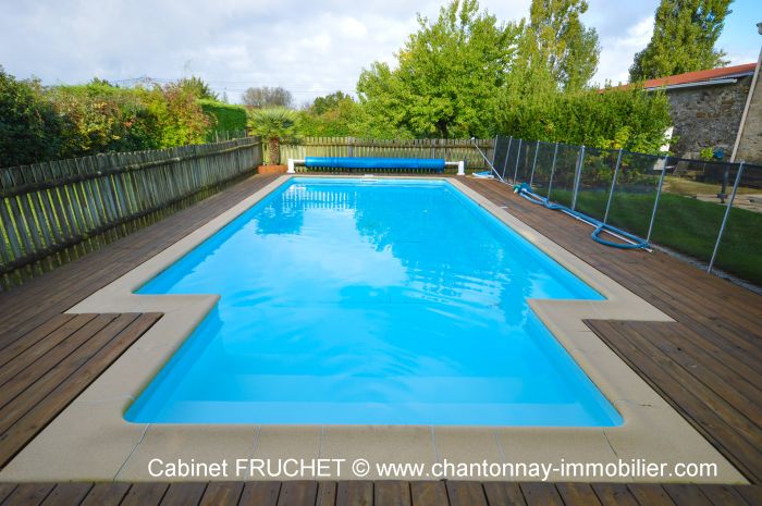 MAISON achat vente CHANTONNAY M6536