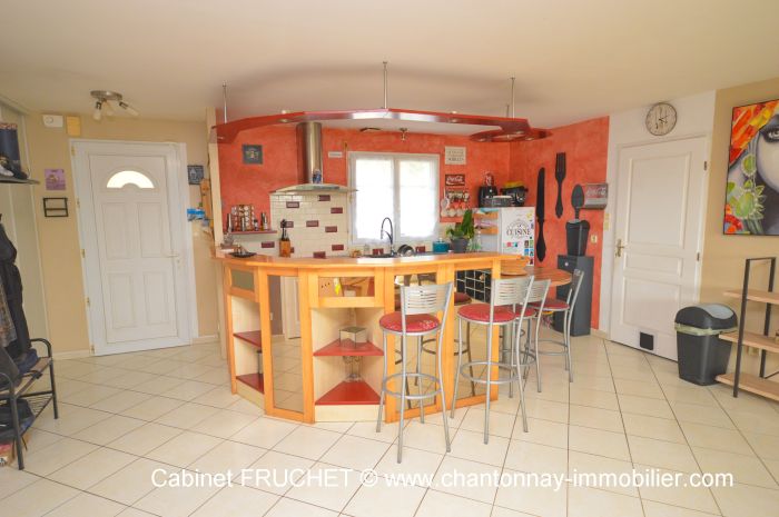 A vendre MAISON sur secteur CHANTONNAY avec 201 m² de surface habitable