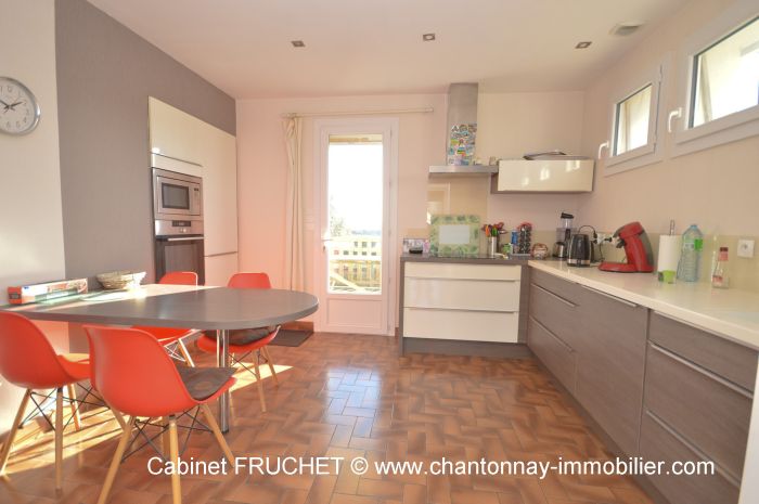 MAISON achat vente CHANTONNAY M6552