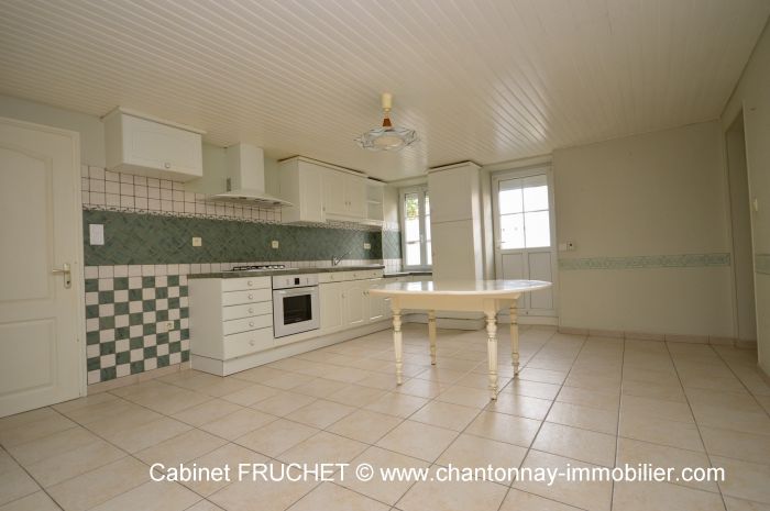 MAISON achat vente CHANTONNAY M6574