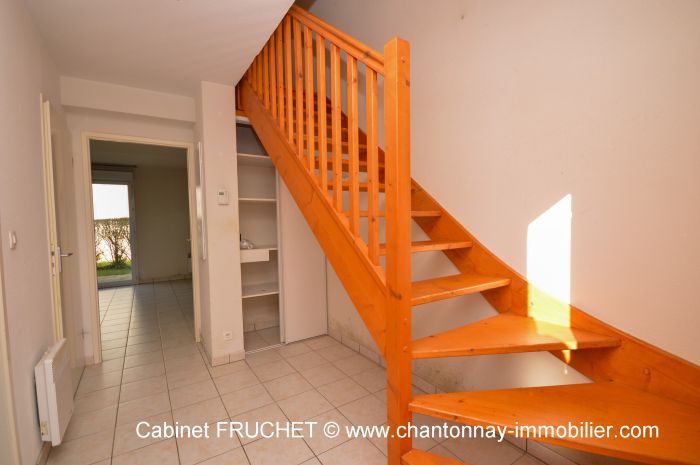 MAISON achat vente CHANTONNAY M6575