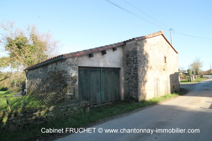 MAISON achat vente BAZOGES-EN-PAREDS M6577